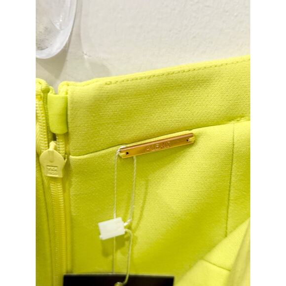 Alexis Bradshaw Strapless Sweetheart Short Romper Chartreuse Women's Size XS - Picture 5 of 6